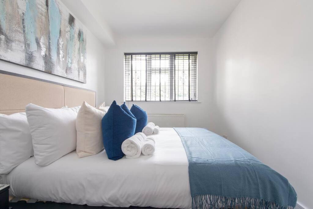 לונדון 2 Bedroom Modern Urban Sanctuary 1Cc - Cherrydeal מראה חיצוני תמונה